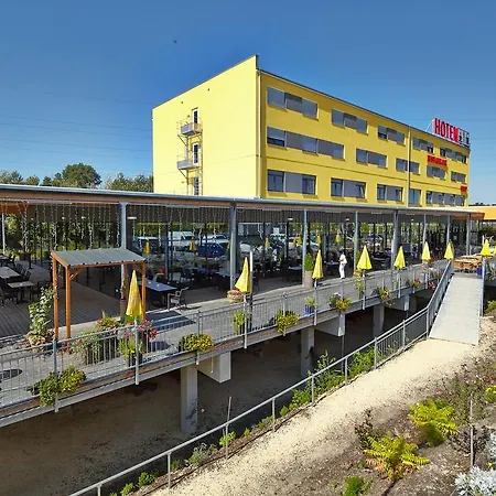 凯瑟拉斯特酒店