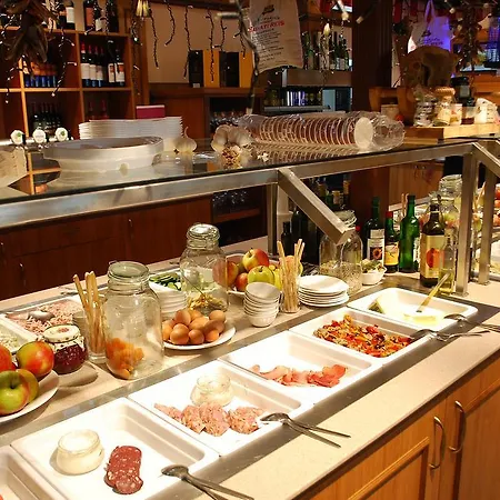 酒店 凯瑟拉斯特酒店 2*