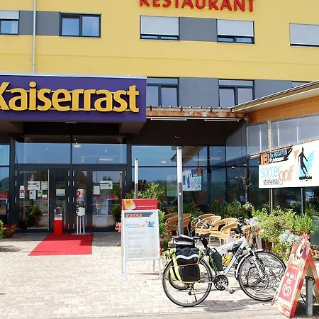 凯瑟拉斯特酒店