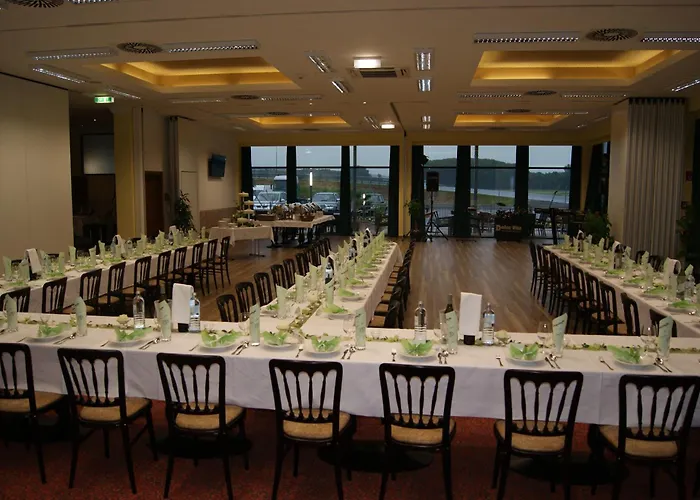 凯瑟拉斯特酒店 2*