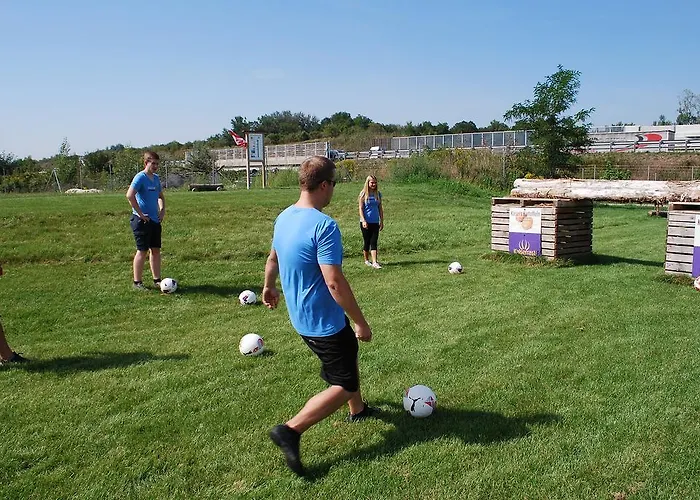 凯瑟拉斯特酒店 2* 施托克劳